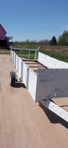 Легковой прицеп