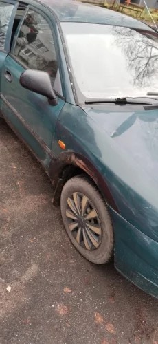 Митсубиси каризма 1.6 бензин 500 у. Е