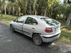 Рено меган 2000г. 1.6 бензин 1700 бел.руб
