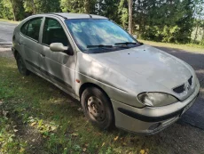Рено меган 2000г. 1.6 бензин 1700 бел.руб