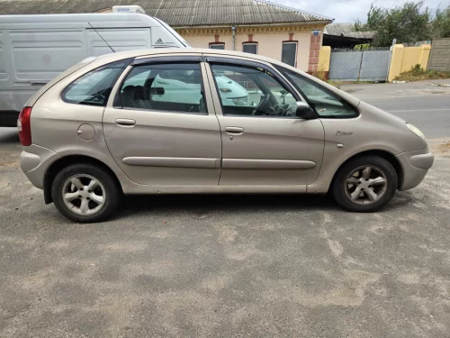 Citroen Xsara Picasso 1.8 бензин 2002г